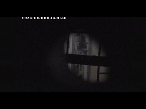 ❤️ Blondie é gravada en segredo por un voyeur do barrio escondido detrás de ladrillos ocos ❤❌ Porno ruso na pornografía gl.porn-mz-com.ru ﹏